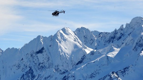 "Il a traversé et toute la pente est partie" : ce que l’on sait de la mort du skieur de 40 ans emporté par une avalanche hors-norme dans les Pyrénées