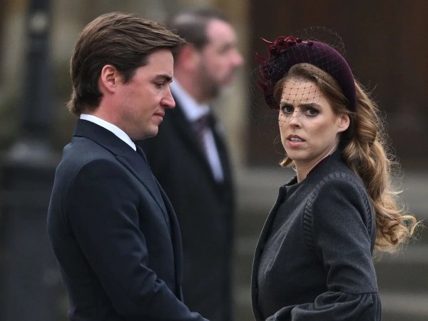 Insiders Claim Princess Beatrice ‘Isn’t Willing To’ Compromise With a Major Demand From Husband Edoardo Mapelli Mozzi