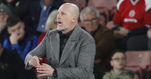 Clement fires City warning ahead of Lions test