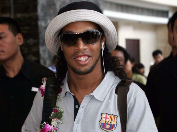«Один из лучших в мире»: Роналдиньо выделил юную звезду «Барселоны»