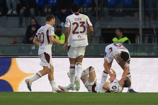 Scotland star sent off in Serie A amid 30-second drama as international teammate nets crucial winner