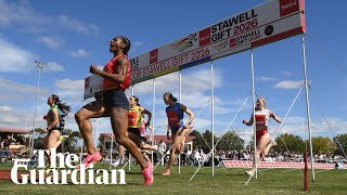 Watch Sha’Carri Richardson thrilling finish in the Stawell Gift women’s final