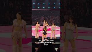 TWICE's 'This Is For' Takes Over VS Fashion Show! 💖 #NAYEON #ナヨン #MOMO #モモ #JIHYO #ジヒョ #TZUYU #ツウィ