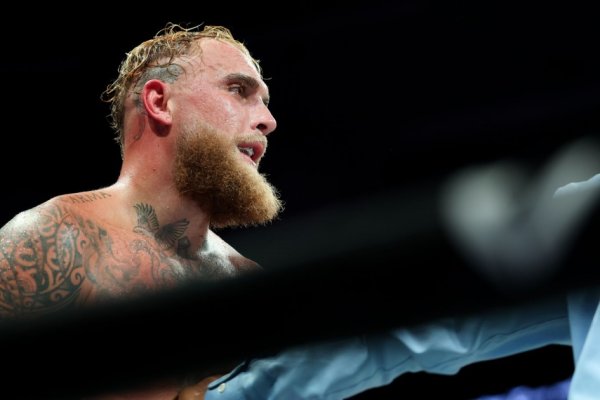 «Посмотрите на Хабиба, на Чимаева». Джейк Пол раскритиковал главу UFC