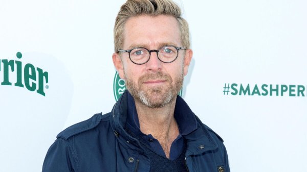 « Je peux faire des AVC à tout moment » : Alexandre Delpérier, ancien animateur TV, a caché sa maladie pendant treize ans