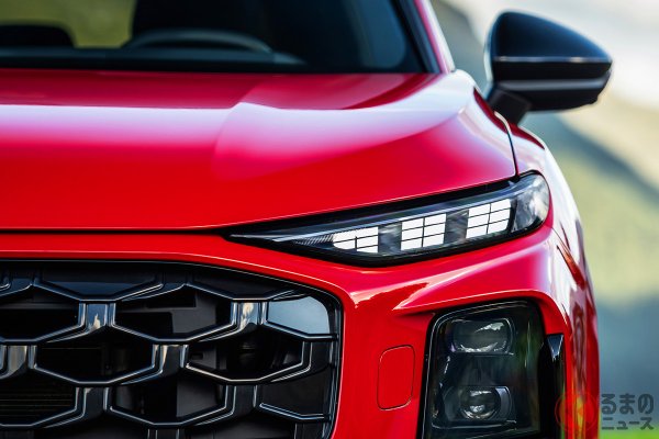 7年ぶり大刷新のアウディ新型「Q3」まもなく登場！ 1.5L「ターボ」エンジン搭載で「272馬力」！ 全長4.5m級の「トヨタRAV4」サイズ＆流麗ボディ採用の「“ちいさい”SUV」実車展示へ（くるまのニュース） - Yahoo!ニュース