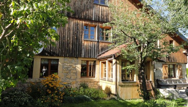 Tourisme :  avec une fréquentation en hausse de 13%, les gîtes du Doubs profitent des vacances de printemps - ICI