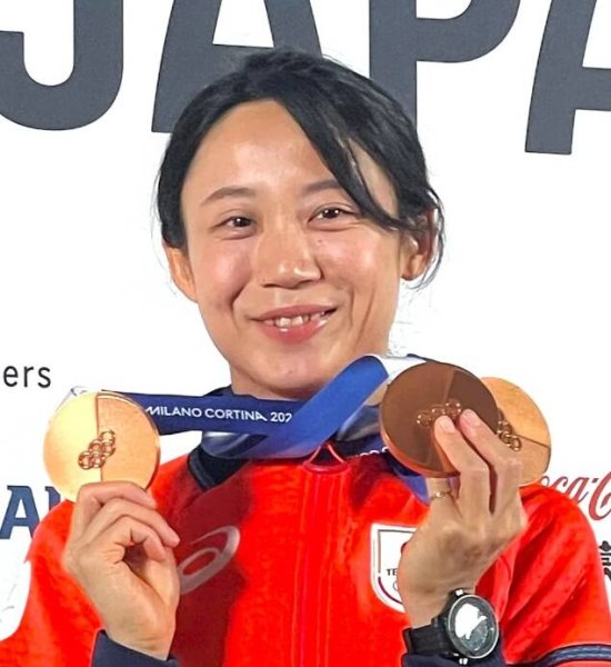 引退した高木美帆さん　ばっちりメイクで印象ガラリ！「カッコいい～」「すごくお綺麗です」「可愛いやん」（スポーツ報知） - Yahoo!ニュース