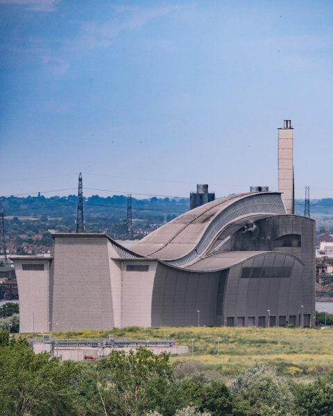 In London, when you have a 💩, this is the architectural m...