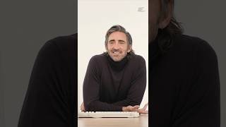 #LeePace doesn't mind looking like royalty.