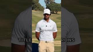 Why does Aaron Rai wear 2 gloves?