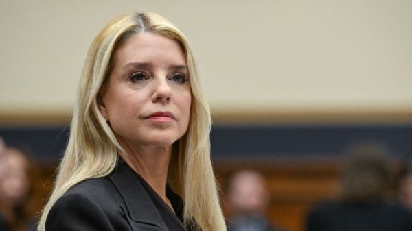 Justice Department says Bondi won’t appear for Epstein deposition now that she’s no longer attorney general | CNN Politics