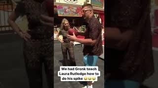 Laura Rutledge just perfected the Gronk spike 😂🏈