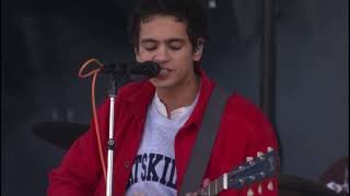 Dominic Fike - white keys (Live)