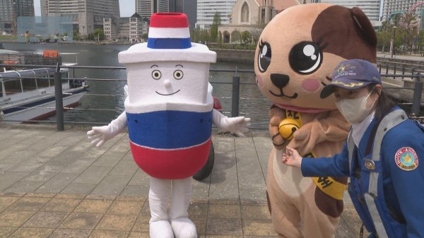 自転車の「青切符」導入周知へ　菓子の「ハーバー」配りキャンペーン（tvkニュース（テレビ神奈川）） - Yahoo!ニュース