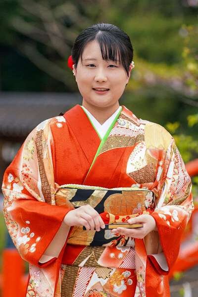 葵祭のヒロイン「斎王代」は同志社大4年生に　京都三大祭り|au Webポータル