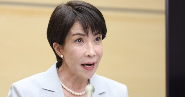 高市内閣支持率「3ポイント下落」　高水準に隠れた“異変” | 毎日新聞