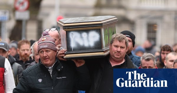 Fuel-price protests cause chaos in Ireland and spread to Norway