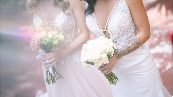 FEMME ACTUELLE- MAPR : douche froide pour Mélanie après le mariage