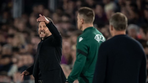 Barça-Atlético: "Nous sommes habitués", la réponse ironique de Diego Simeone à la plainte catalane contre l'arbitrage