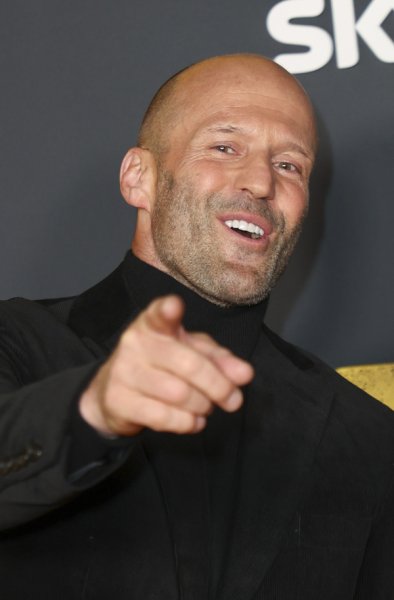 ジェイソン・ステイサム、『Mutiny』初予告編でド迫力アクション　殺人の濡れ衣を着せられ復讐へ 3枚目の写真・画像 | cinemacafe.net