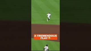 Carlos Correa is too smooth with it!