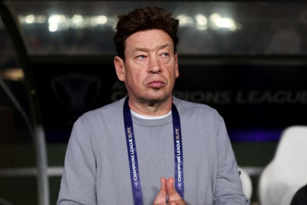 «Шанхай Шэньхуа» Слуцкого обыграл «Шанхай Порт» и одержал вторую победу подряд в Суперлиге