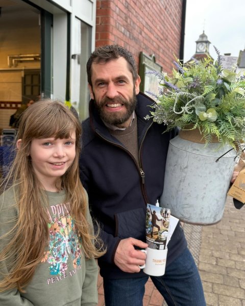 When Olly met Kelvin 🥰 we were lucky 🍀 enough to meet him...