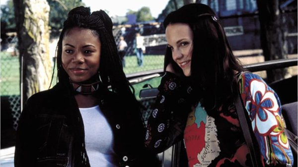 NEWS OF THE WEEK: Anna Faris was ’so scared’ about being fired from first Scary Movie