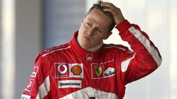 Michael Schumacher "a percuté Jacques Villeneuve intentionnellement…" : L’ancien manager du pilote allemand dévoile les dessous de son déclassement en 1997