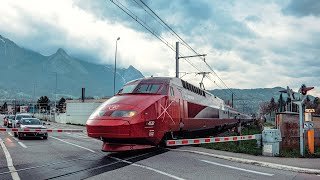 4K : COMPILATION TRAINS FRANCAIS & PASSAGES A NIVEAUX EN ACTION - ALBERTVILLE !