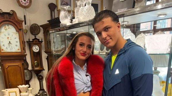 Inside Venezuela Fury’s relationship to Noah Price after getting engaged at 16