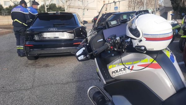 Refus d’obtempérer : un chauffard de 17 ans, sans permis et au volant d’une voiture volée, interpellé sur dénonciation à Montpellier