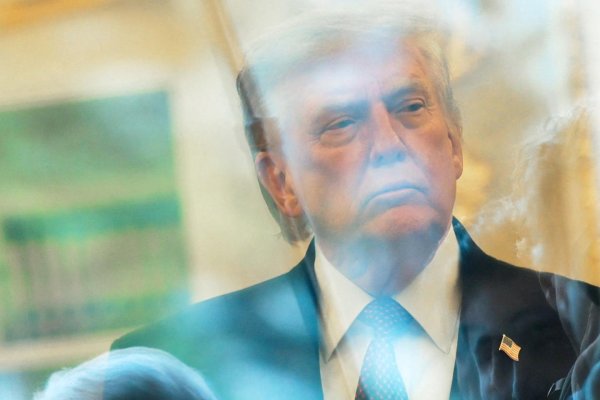 Donald Trump ouvre une crise avec les catholiques américains après avoir attaqué le pape et partagé un photomontage