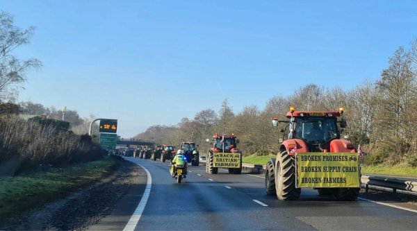 Farmers encouraged to take part in UK fuel protest this week - Farmers Guide