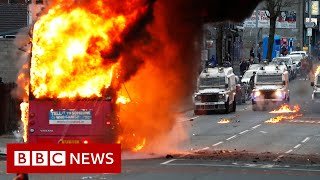 Petrol bombs thrown in Belfast as Northern Ireland violence continues - BBC News