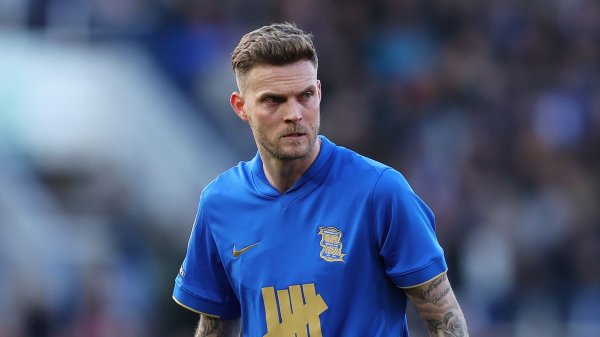 Birmingham star charged with drink-driving after crash as club issue statement