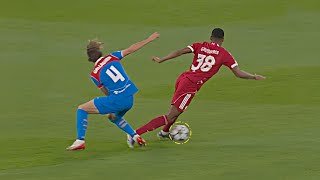 Ryan Gravenberch - Midfeld Maestro 🎩