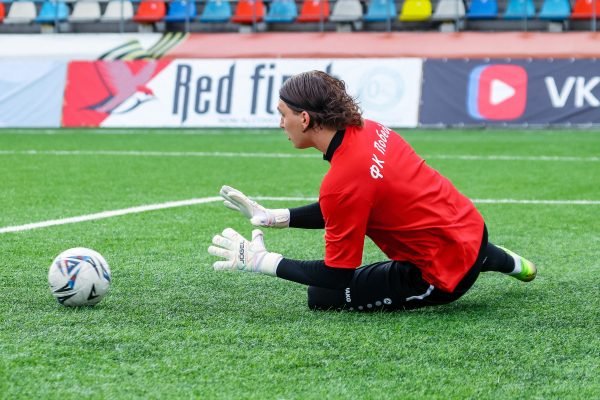 ФК "Победа" в контрольном матче уступил в Москве "Спартаку"